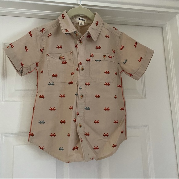 ✨NEW Hatley Short Sleeve Collar Button Up Shirt 4T - Picture 1 of 5